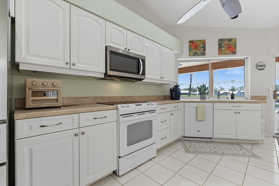 Furnished Finder property 897772_1 photo 5