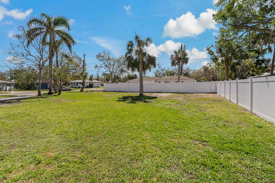Furnished Finder property 897773_1 photo 35