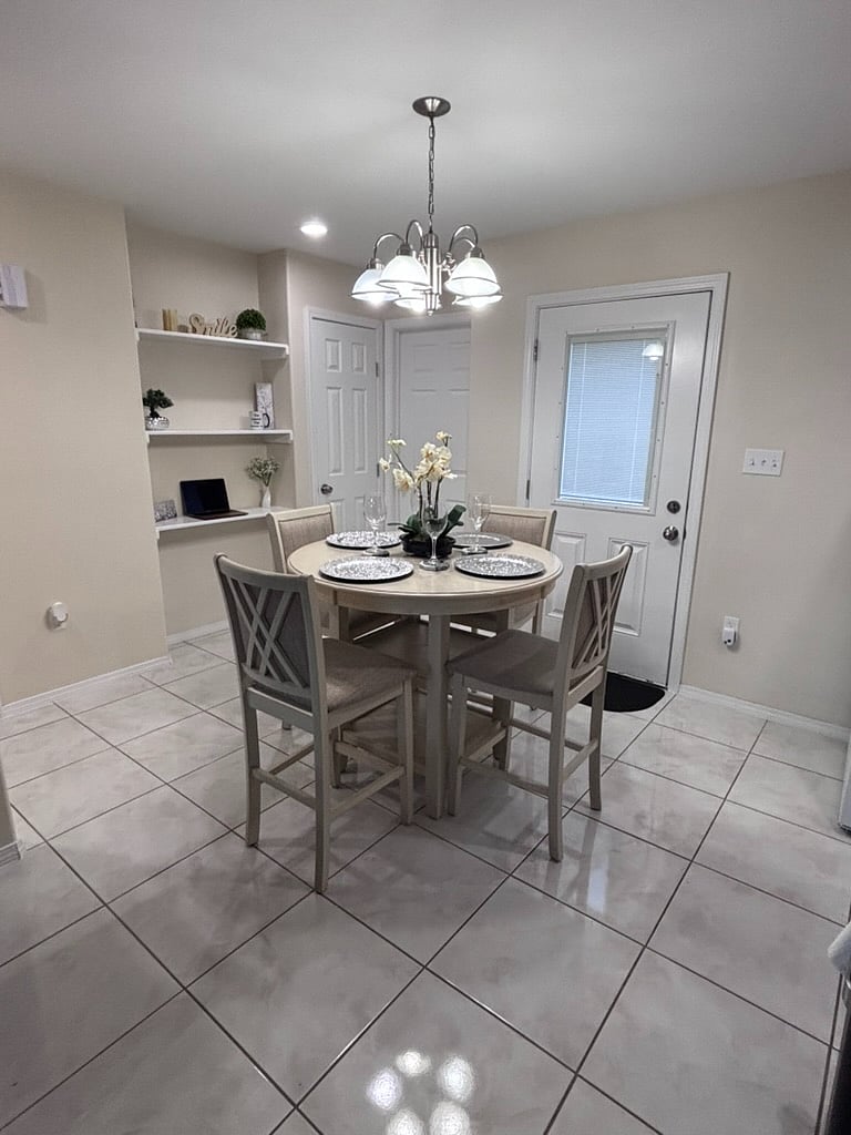 Furnished Finder property 897781_1 photo 30
