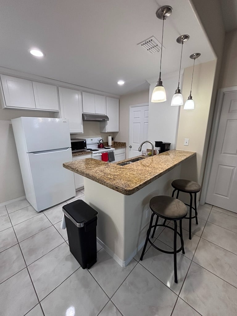 Furnished Finder property 897781_1 photo 31