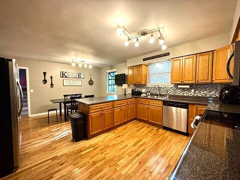 Furnished Finder property 897792_1 photo 18