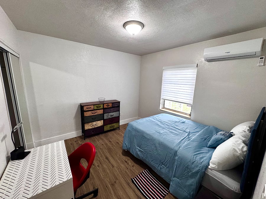 Furnished Finder property 897801_1 photo 9