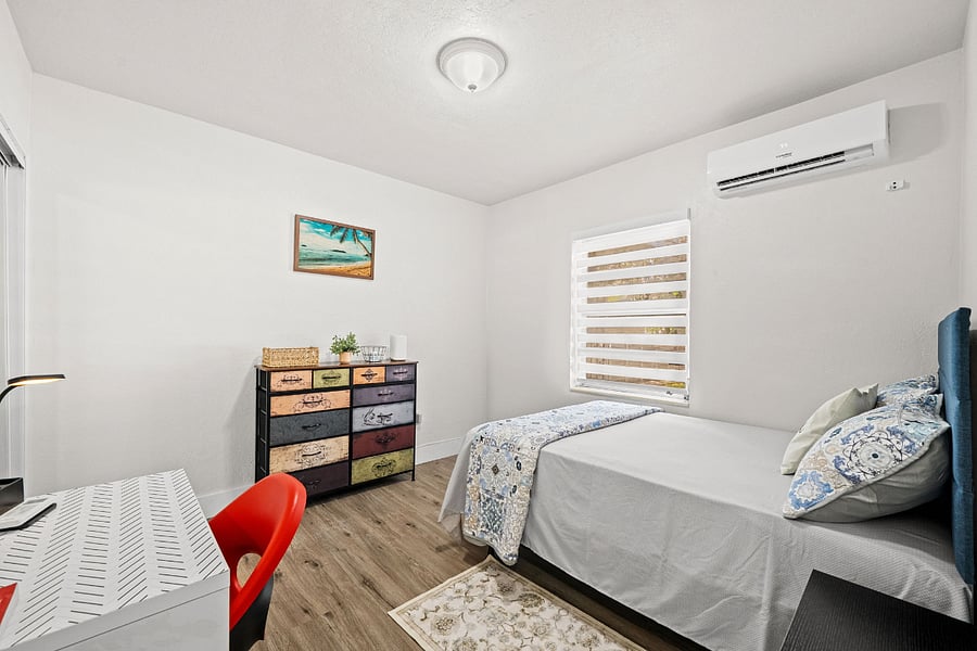 Furnished Finder property 897801_1 photo 14