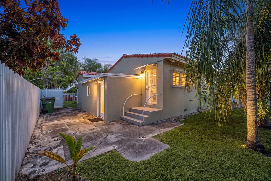 Furnished Finder property 897801_2 photo 18
