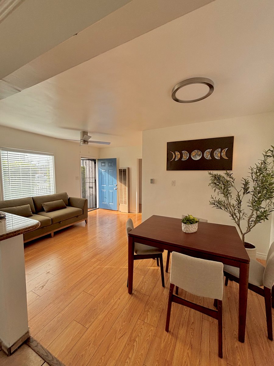 Furnished Finder property 897802_1 photo 3