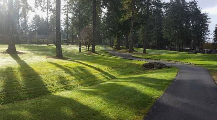 Enjoy nature walks along the golf course!