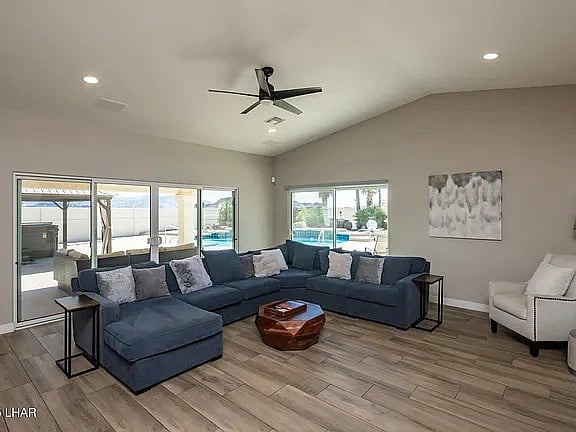 Furnished Finder property 897824_1 photo 9