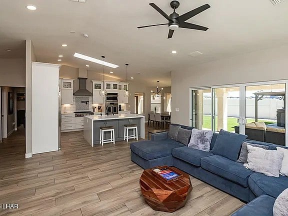 Furnished Finder property 897824_1 photo 5