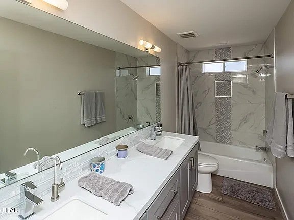 Furnished Finder property 897824_1 photo 13