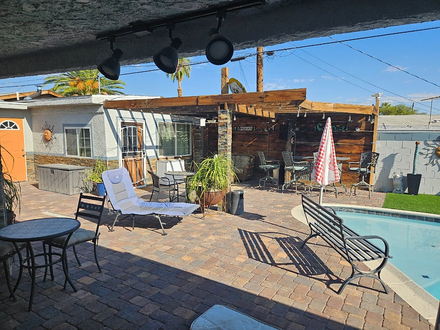 Furnished Finder property 897827_1 photo 3