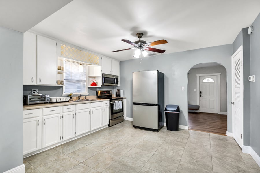 Furnished Finder property 897833_1 photo 17