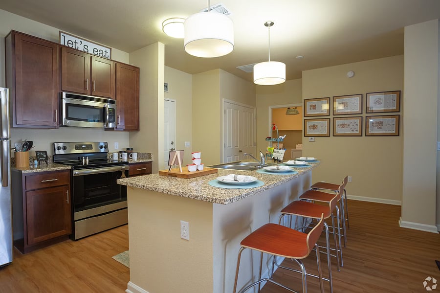 Furnished Finder property 897843_1 photo 4