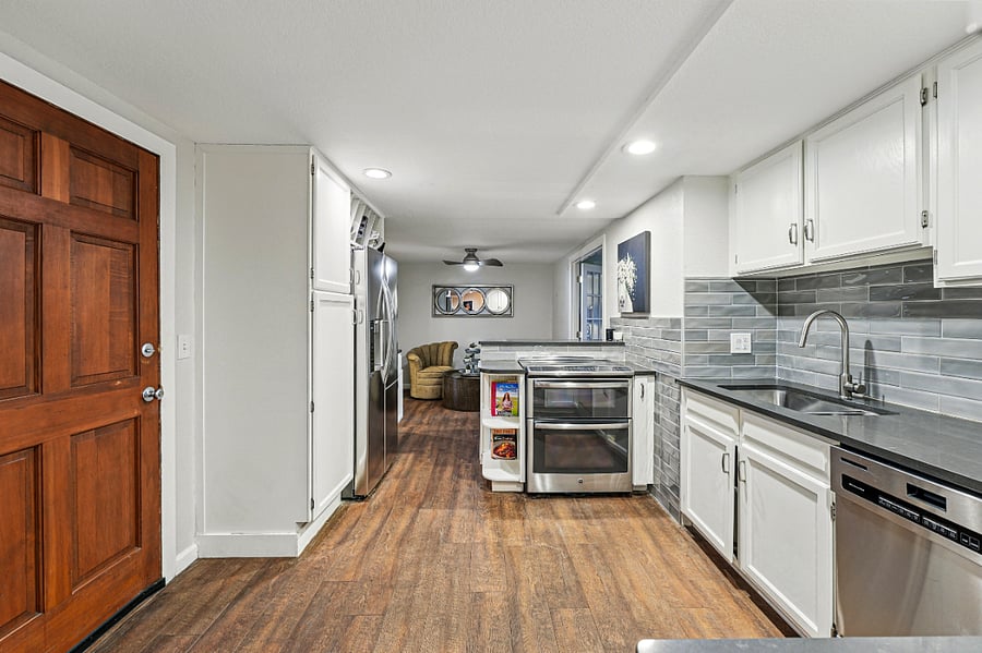 Furnished Finder property 897874_1 photo 11