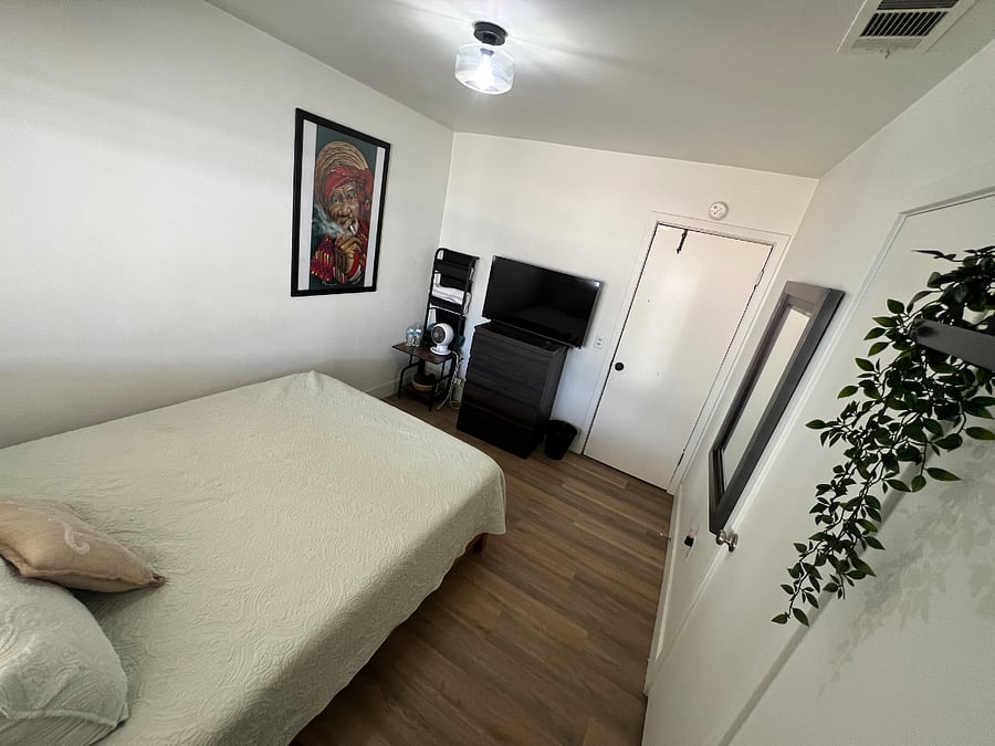 Furnished Finder property 897882_1 photo 4