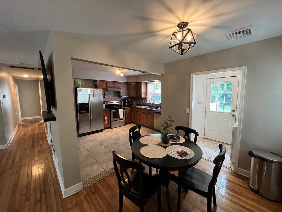 Furnished Finder property 897887_1 photo 3