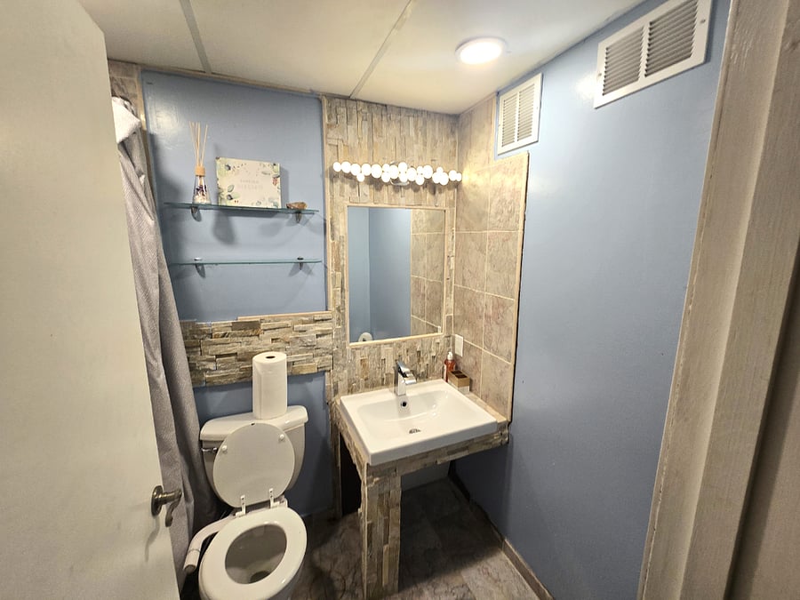 Furnished Finder property 897933_1 photo 11