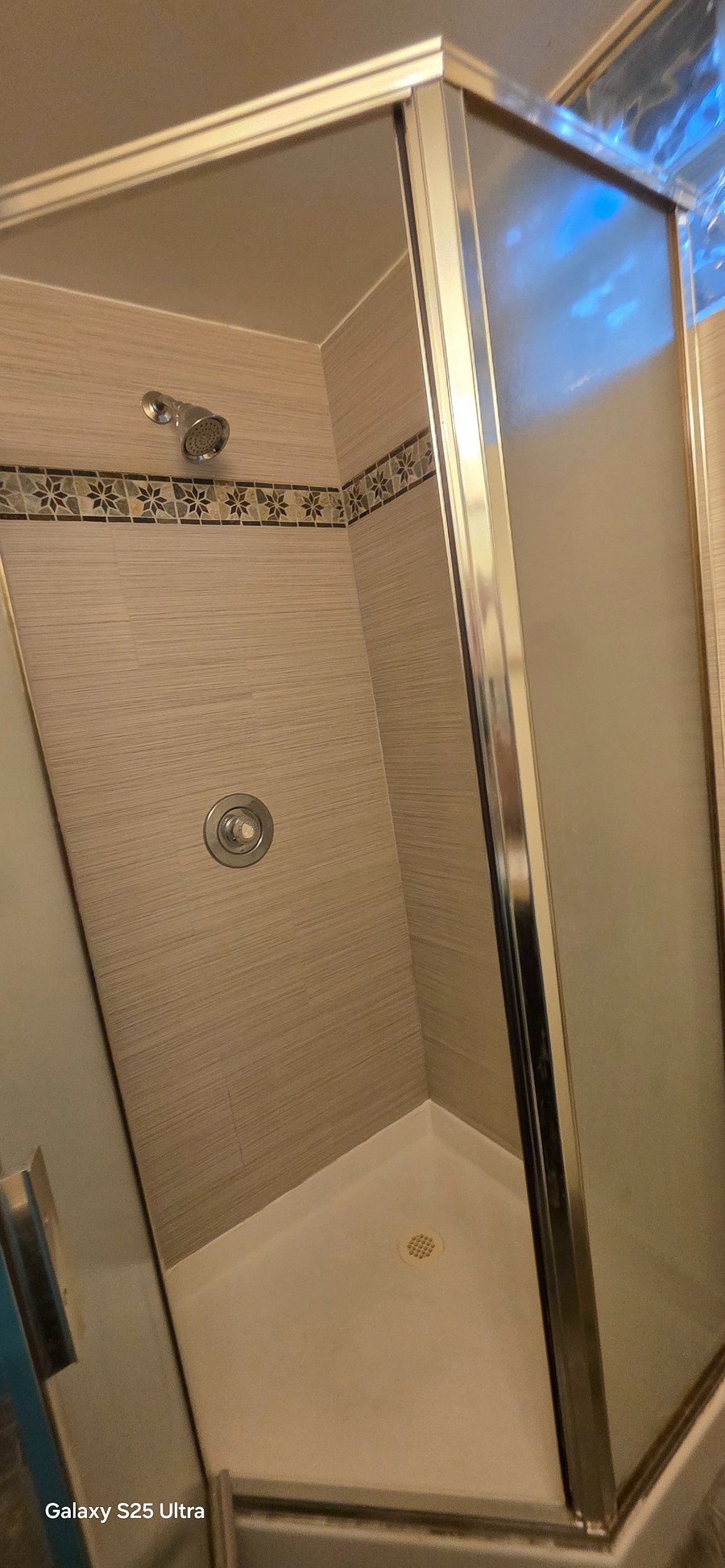 Furnished Finder property 897972_1 photo 8