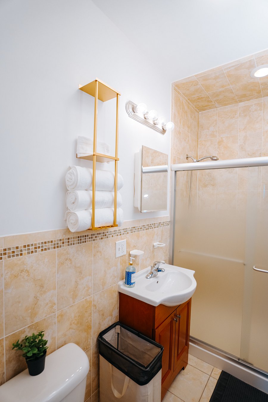 Furnished Finder property 897991_1 photo 13