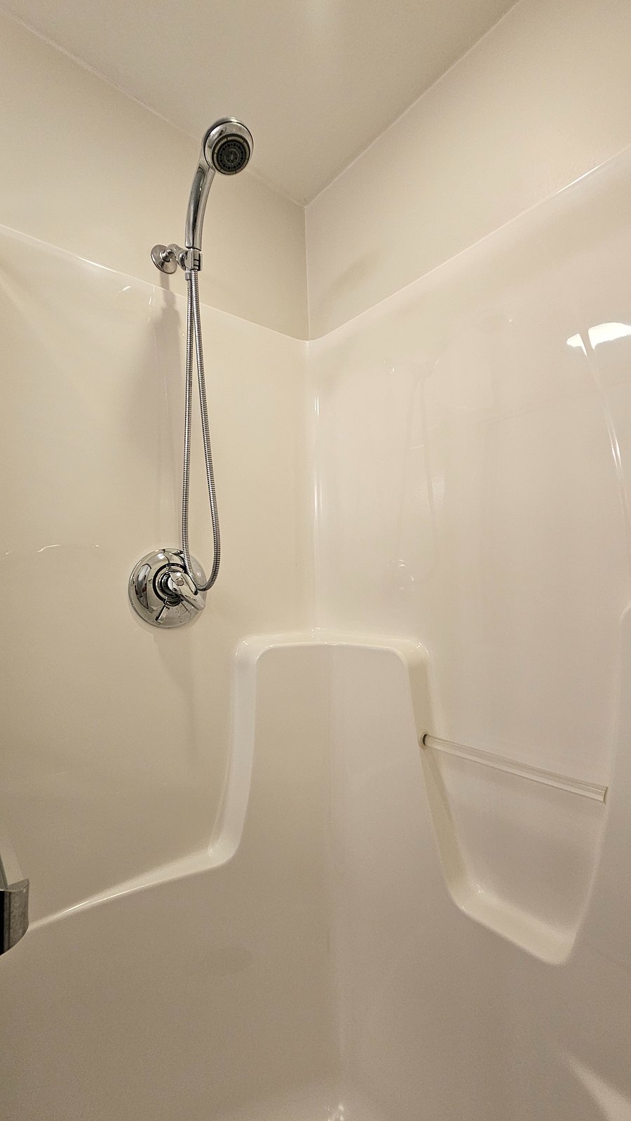 Furnished Finder property 897999_1 photo 17