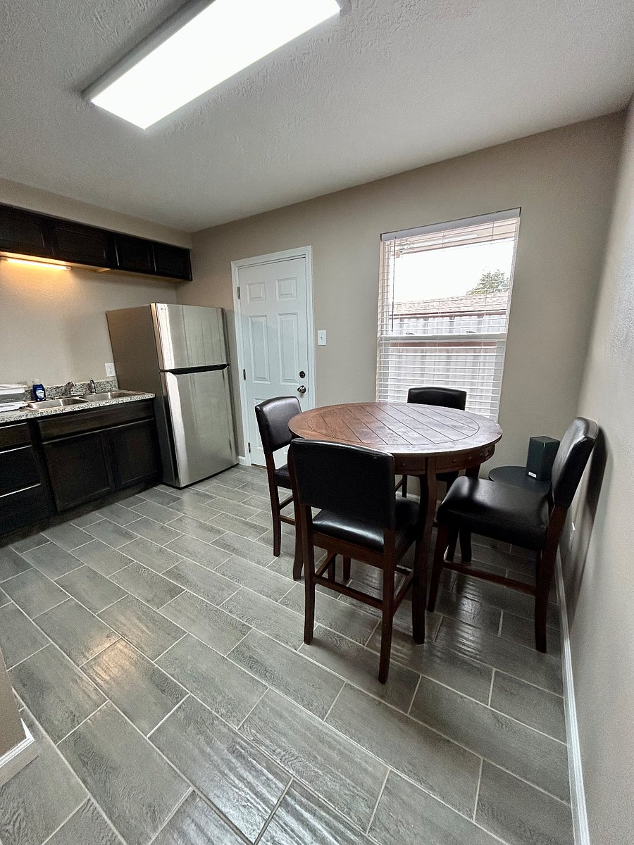 Furnished Finder property 898000_2 photo 5