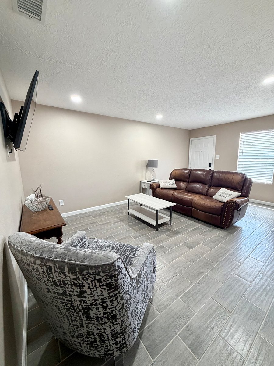 Furnished Finder property 898000_7 photo 6
