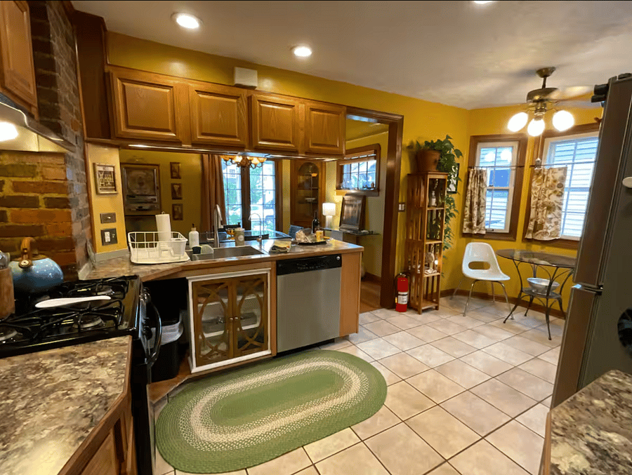 Furnished Finder property 898016_1 photo 3