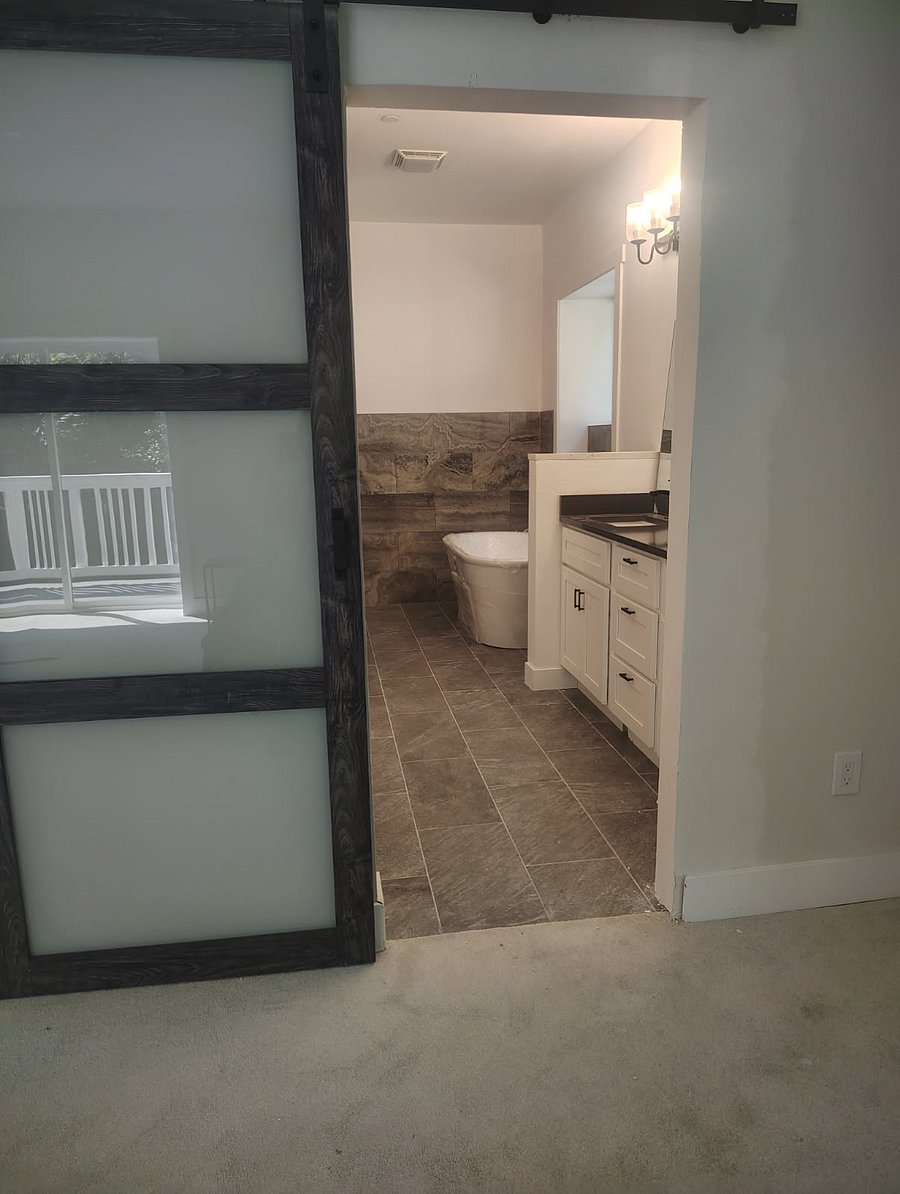 Furnished Finder property 898028_1 photo 11