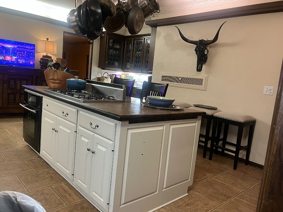 Kitchen / Main House / Common Space