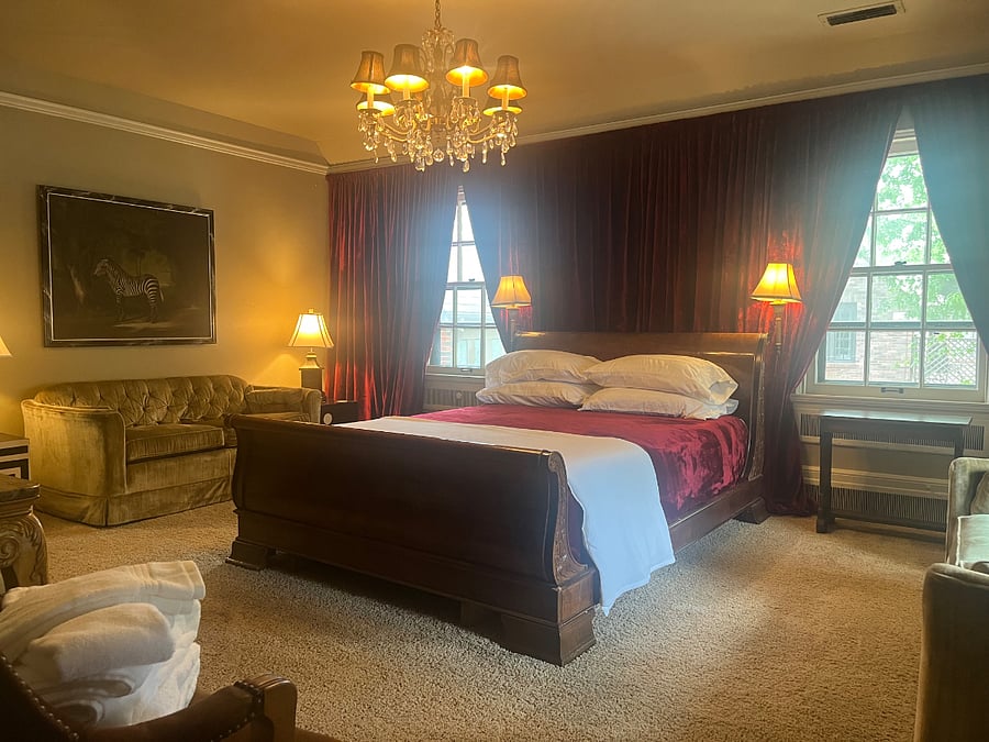 The private Bedroom