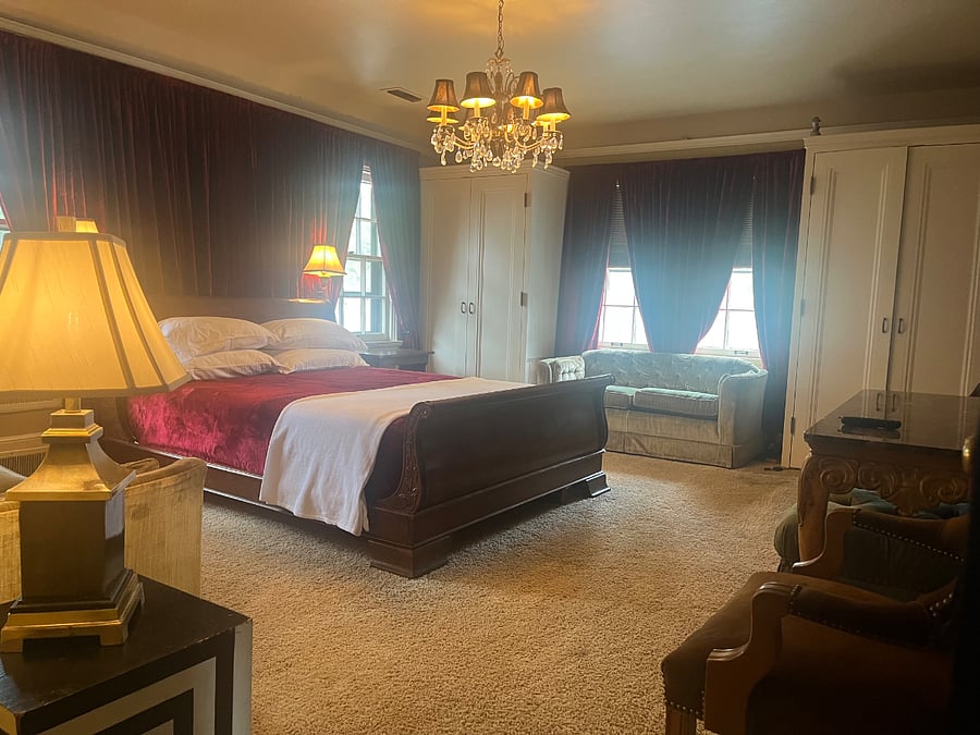 The private Bedroom