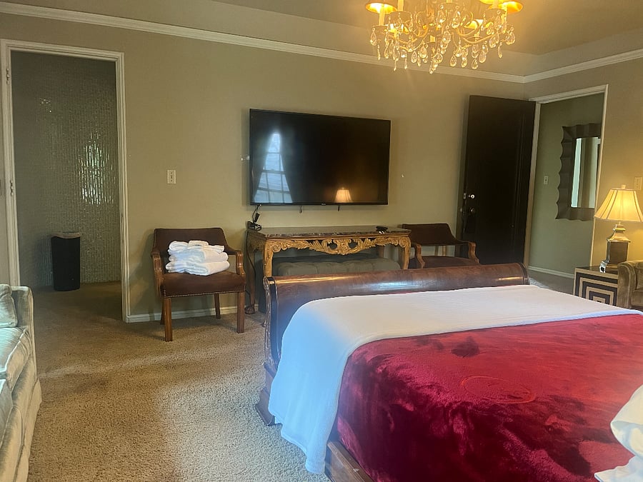 The private Bedroom
