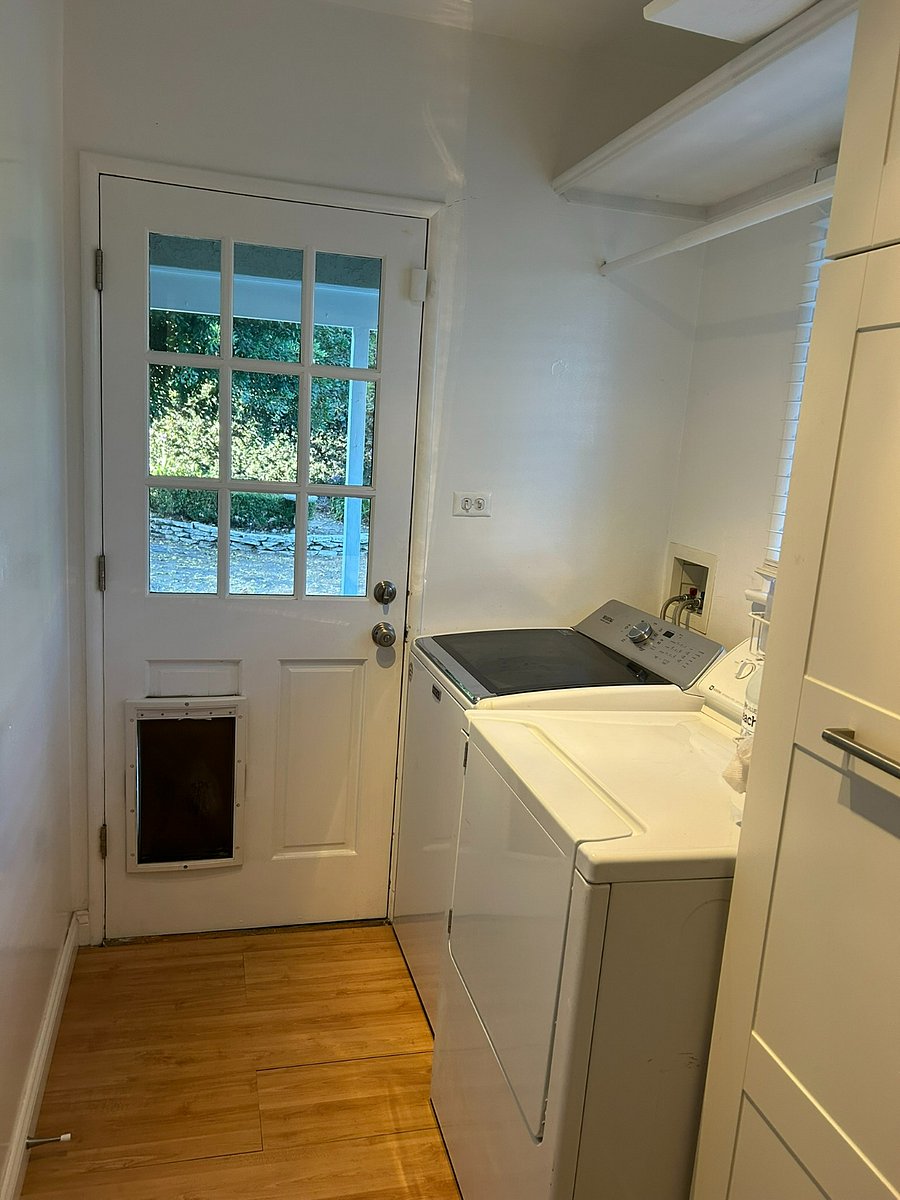 Furnished Finder property 898034_1 photo 11