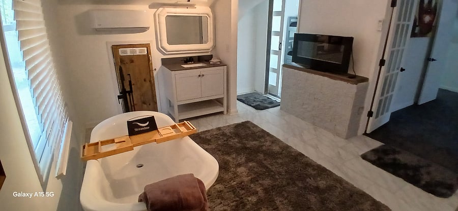 Furnished Finder property 898076_1 photo 11