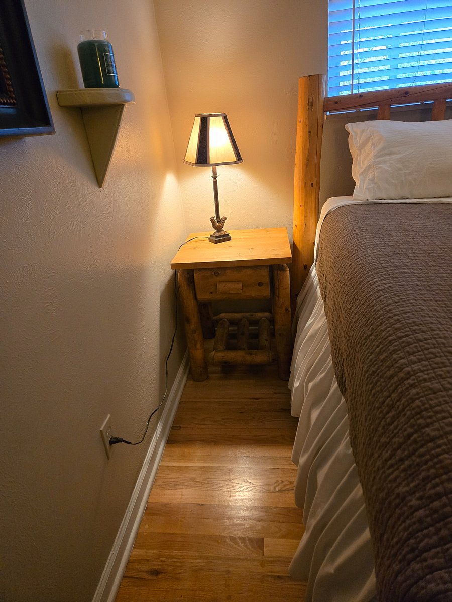 Furnished Finder property 898080_1 photo 3