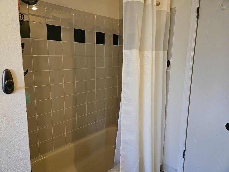 Furnished Finder property 898080_1 photo 9