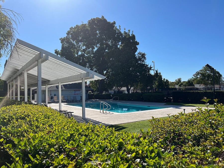 Furnished Finder property 898100_2 photo 15
