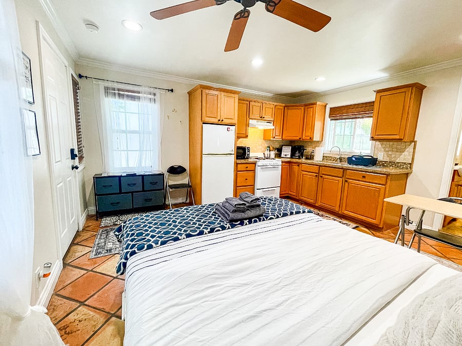 Furnished Finder property 898105_1 photo 3