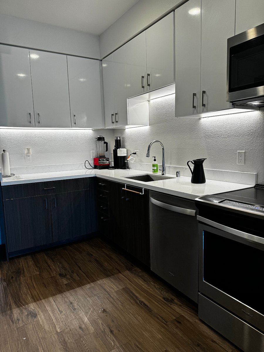 Furnished Finder property 898122_1 photo 5