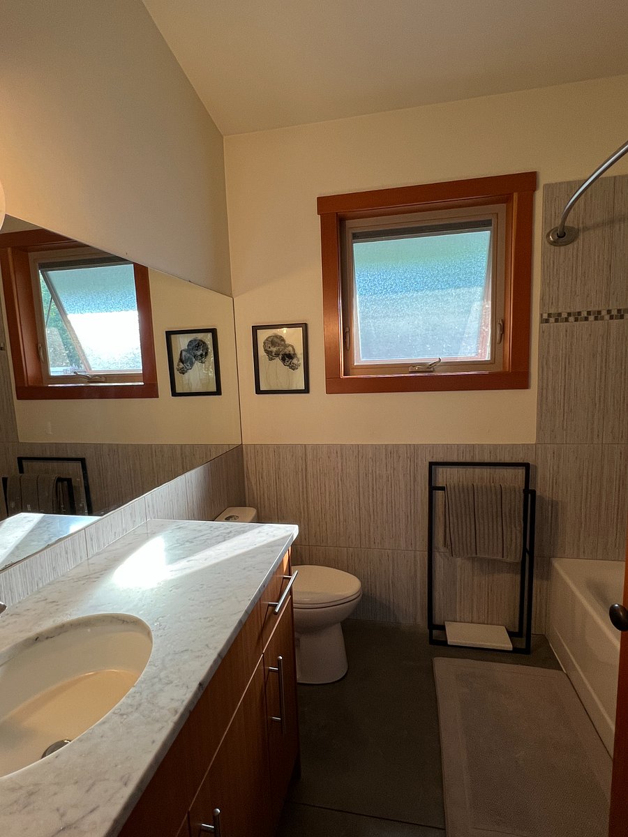 Furnished Finder property 898127_1 photo 12