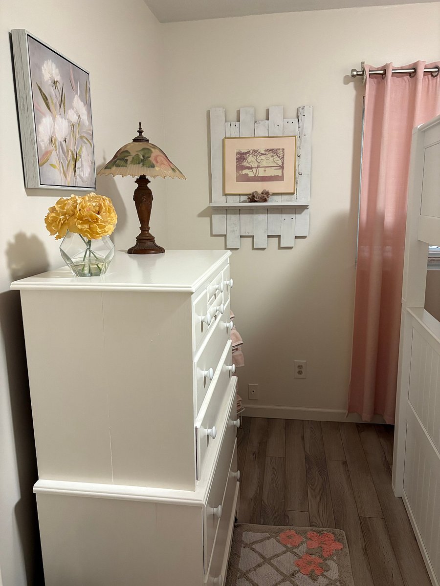 Guest bedroom chest of drawers