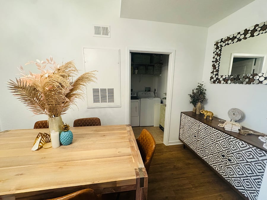 Furnished Finder property 898154_1 photo 4
