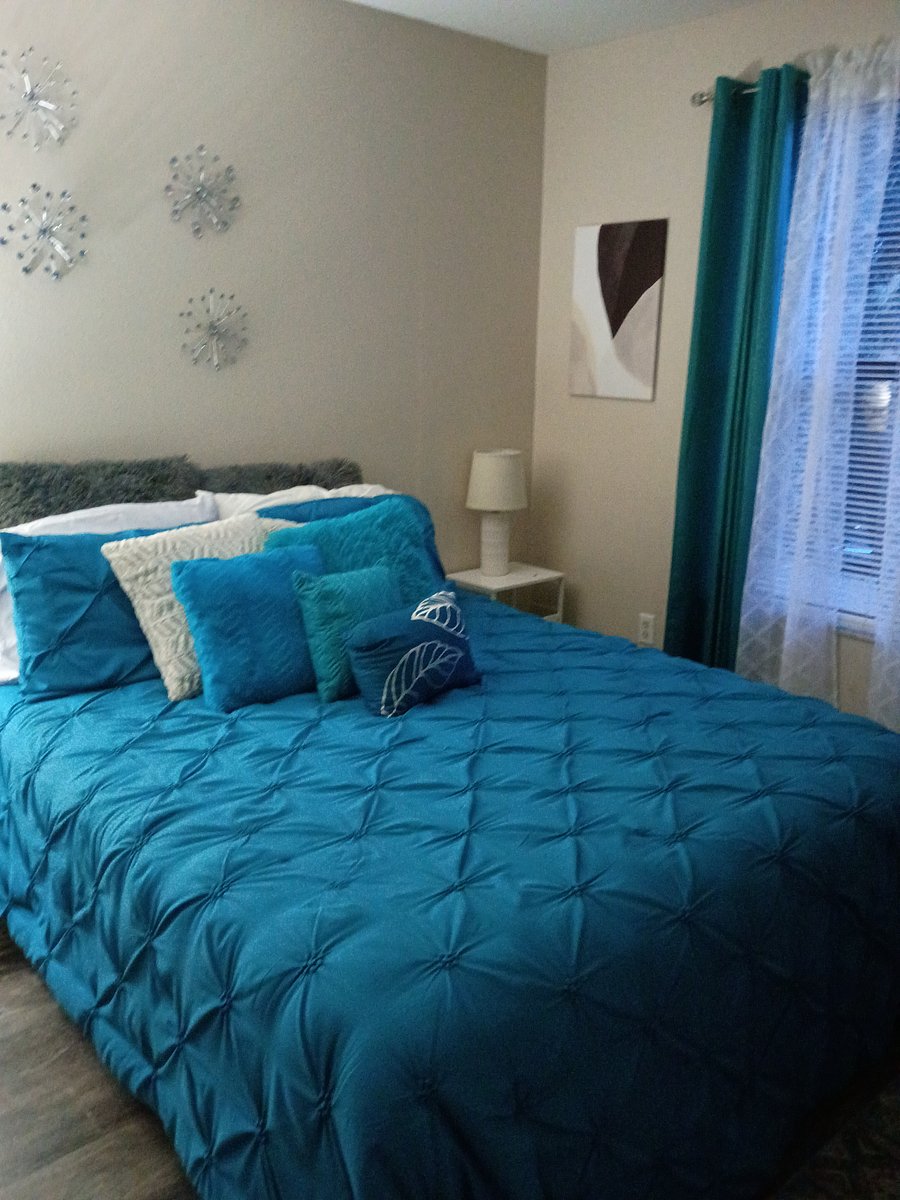 Furnished Finder property 898155_1 photo 3