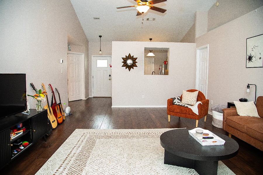 Furnished Finder property 898156_1 photo 3