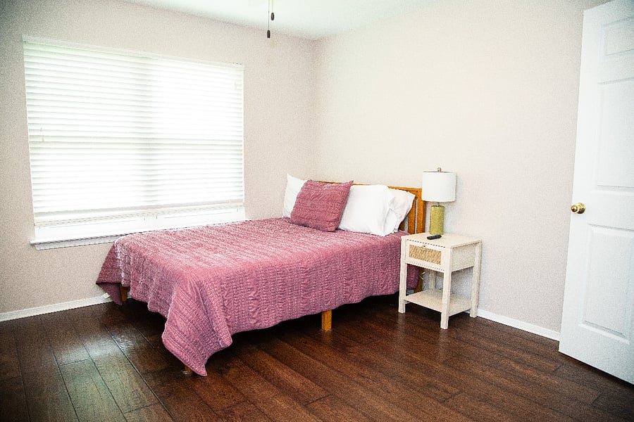 Furnished Finder property 898156_1 photo 9
