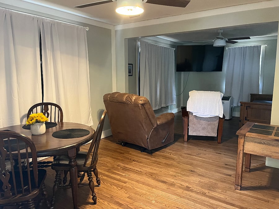 Furnished Finder property 898173_1 photo 6