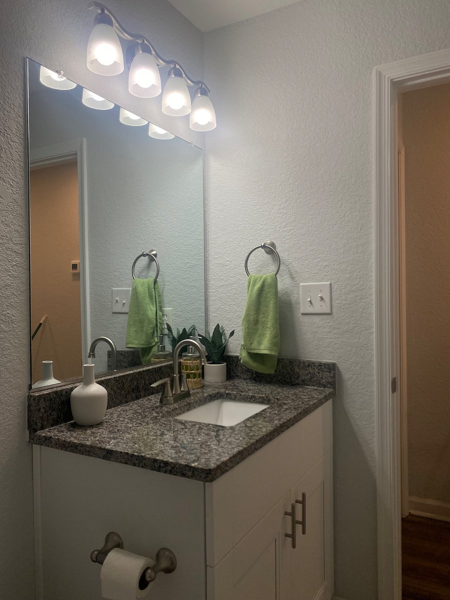Furnished Finder property 898188_1 photo 9