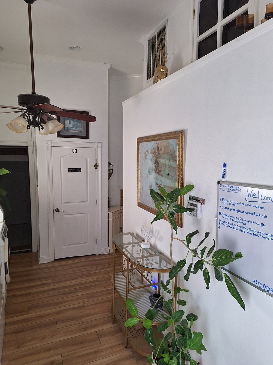 Furnished Finder property 898192_1 photo 8