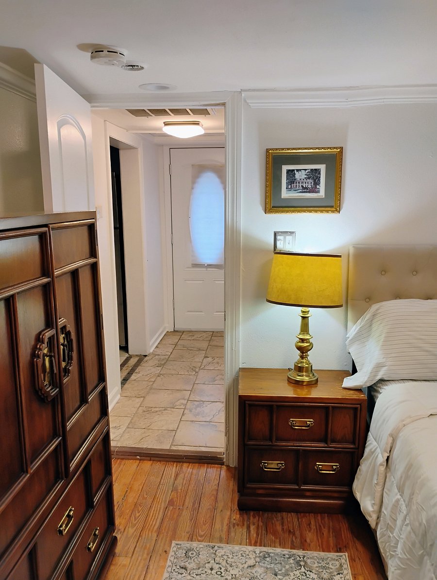 Furnished Finder property 898192_1 photo 11