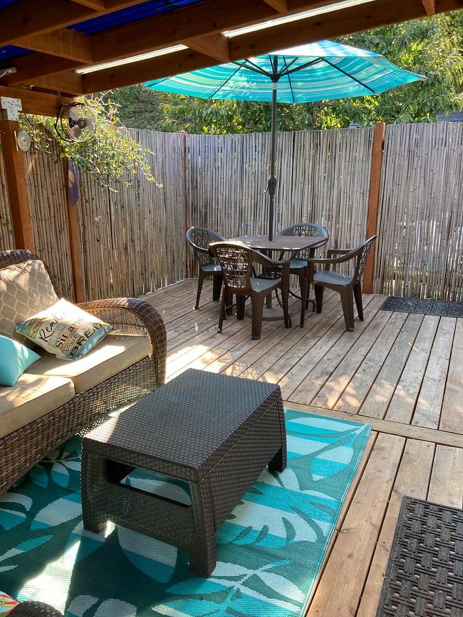 Lovely place to relax at the end of the day or have a small gathering