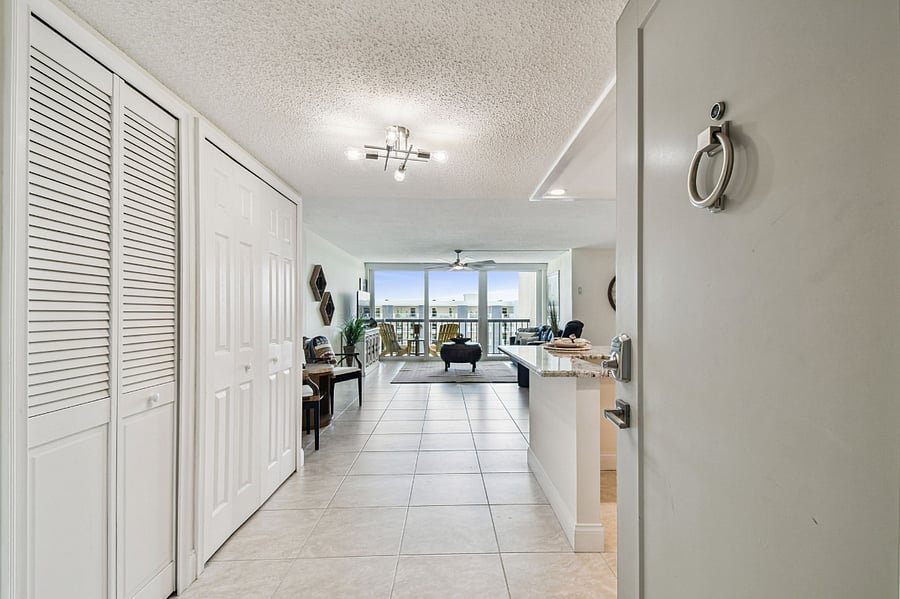Furnished Finder property 898200_1 photo 5